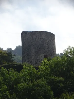 Tour ronde du château de Saint-Michel-de-Maurienne