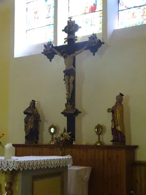 Calvaire de poutre de gloire dans l'Église Notre-Dame-de-l'Assomption de Valmeinier